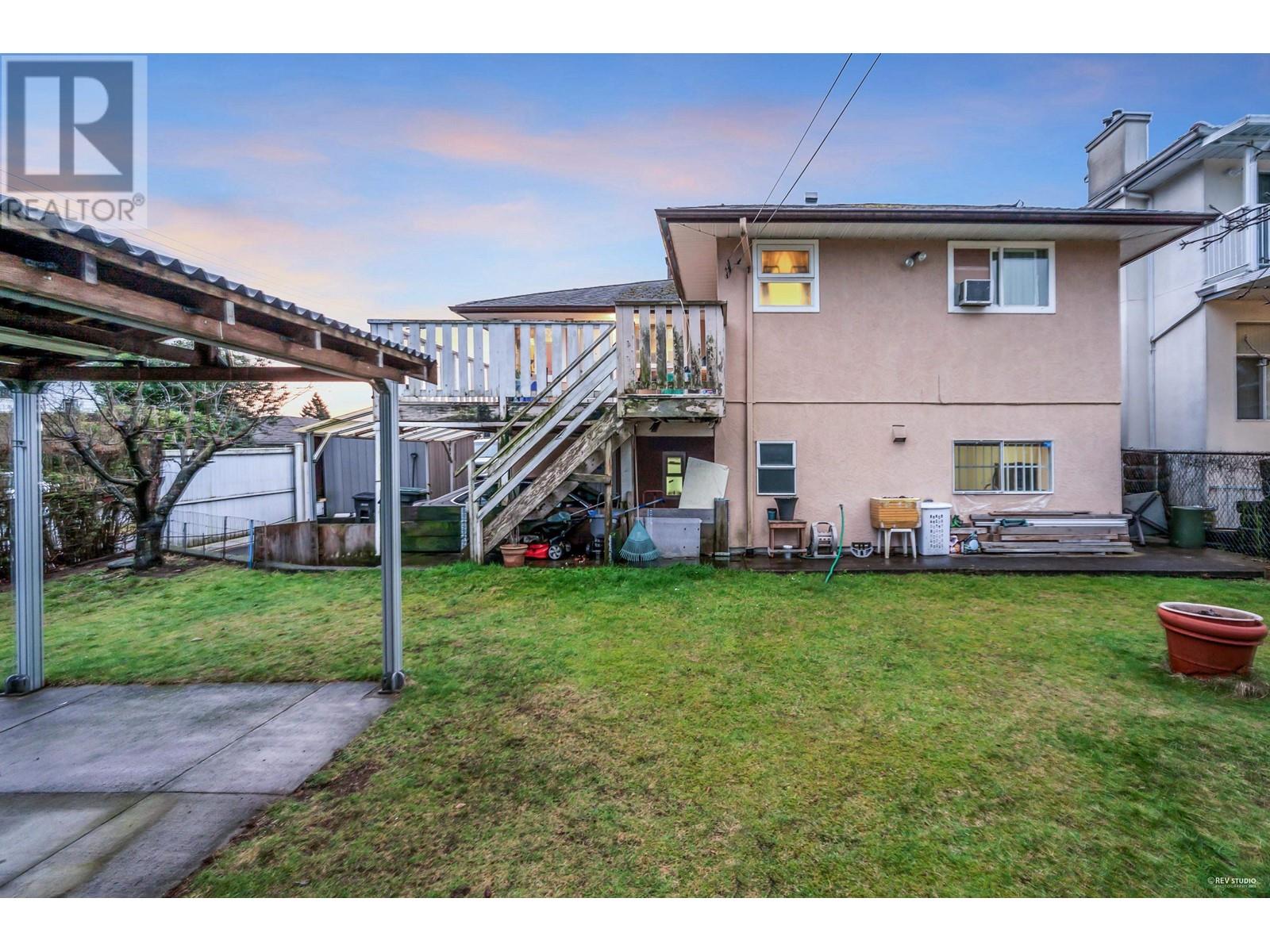 Property at 7993 EDMONDS STREET image 4