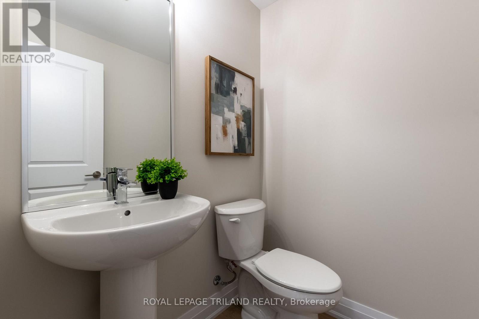 1855 Dalmagarry Road, London North, Ontario  N6G 0A6 - Photo 7 - X11904451