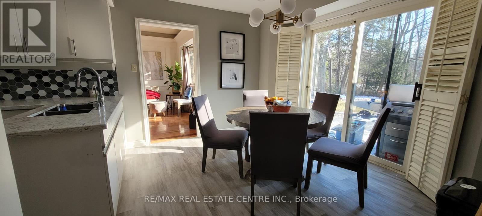 2010 Cameron Drive, Milton (Brookville/haltonville), Ontario  L0P 1B0 - Photo 8 - W11986294