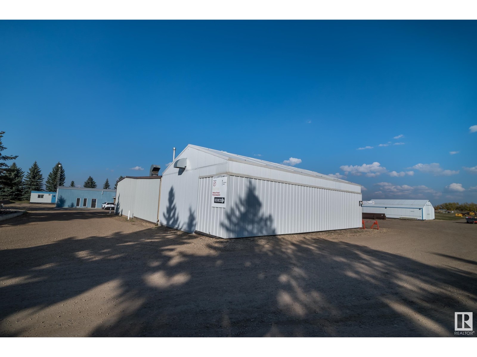 Property at 53113C HWY 21 image 4