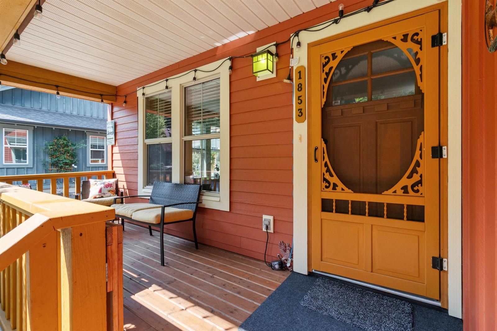 Property at 1853 MOSSY GREEN WAY image 2
