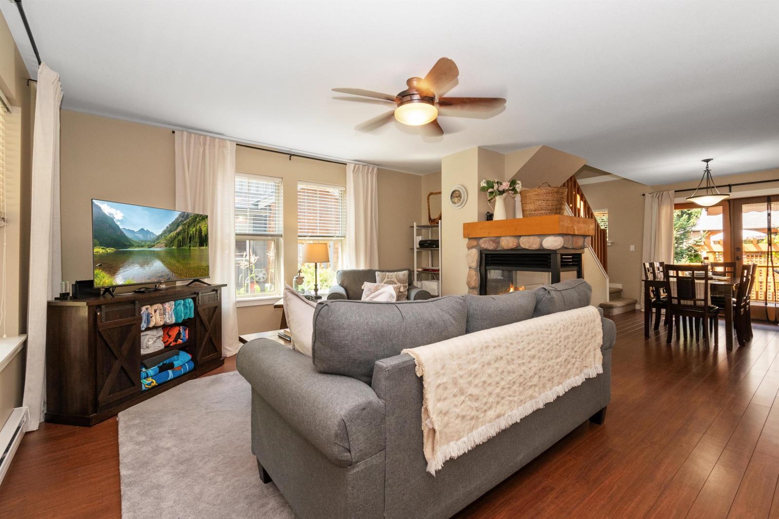 Property at 1853 MOSSY GREEN WAY image 4