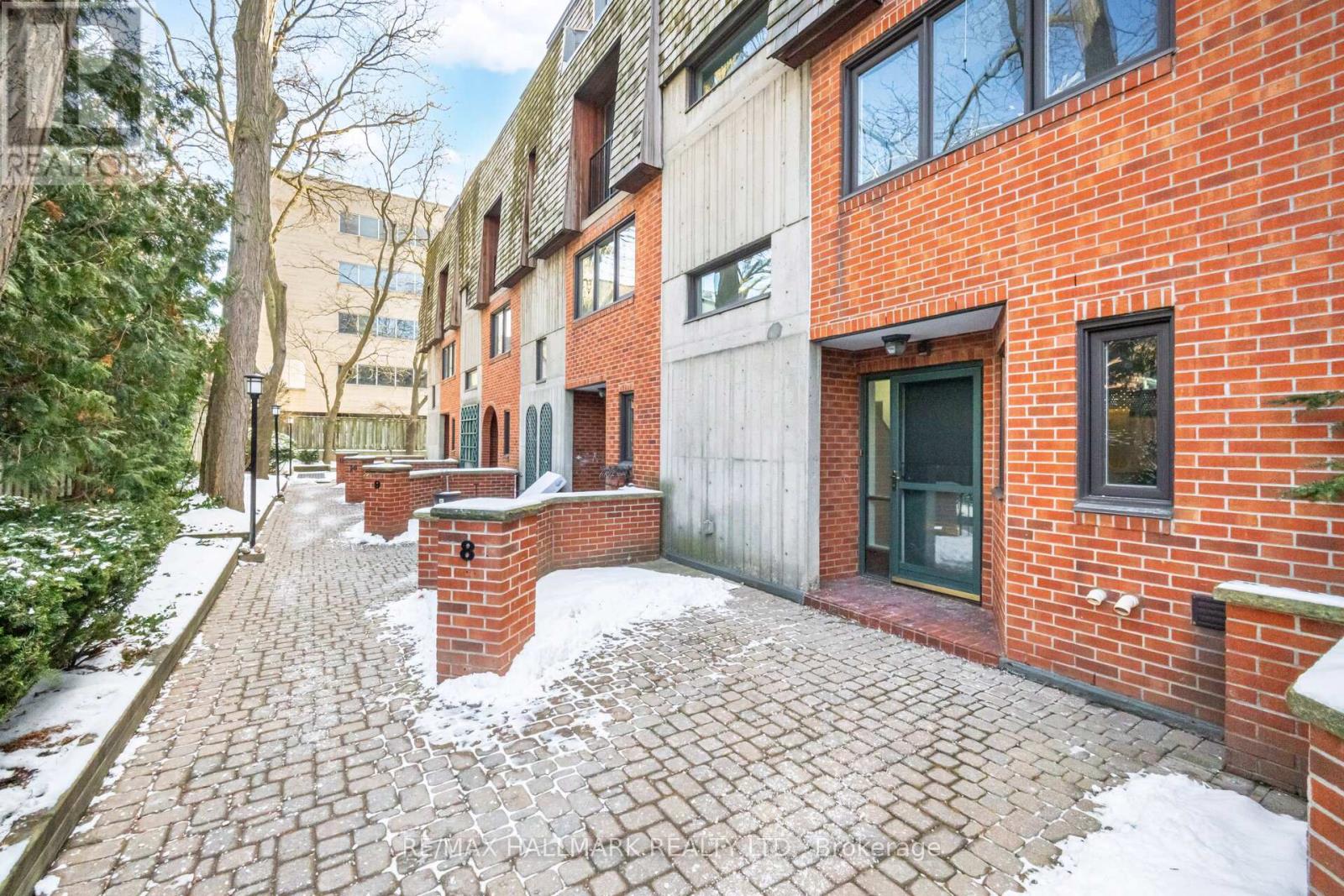 8 - 31 Walmer Road, Toronto, Ontario  M5R 2W7 - Photo 8 - C11971264