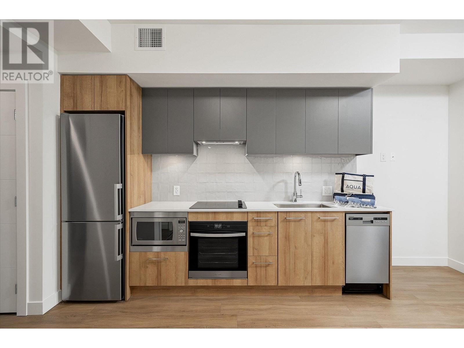 Property at 3369 Capozzi Road Unit# 310 image 3
