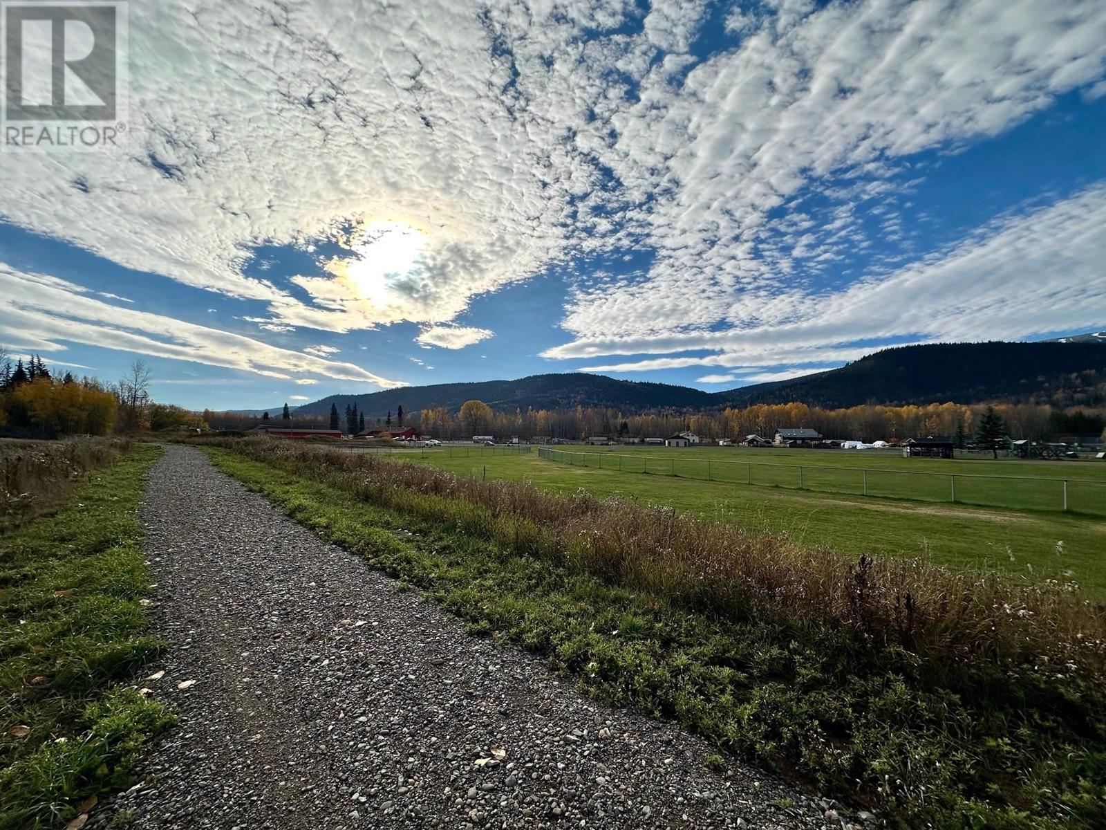 1109 Parkside Avenue, Smithers, British Columbia  V0J 2N0 - Photo 8 - R2939771