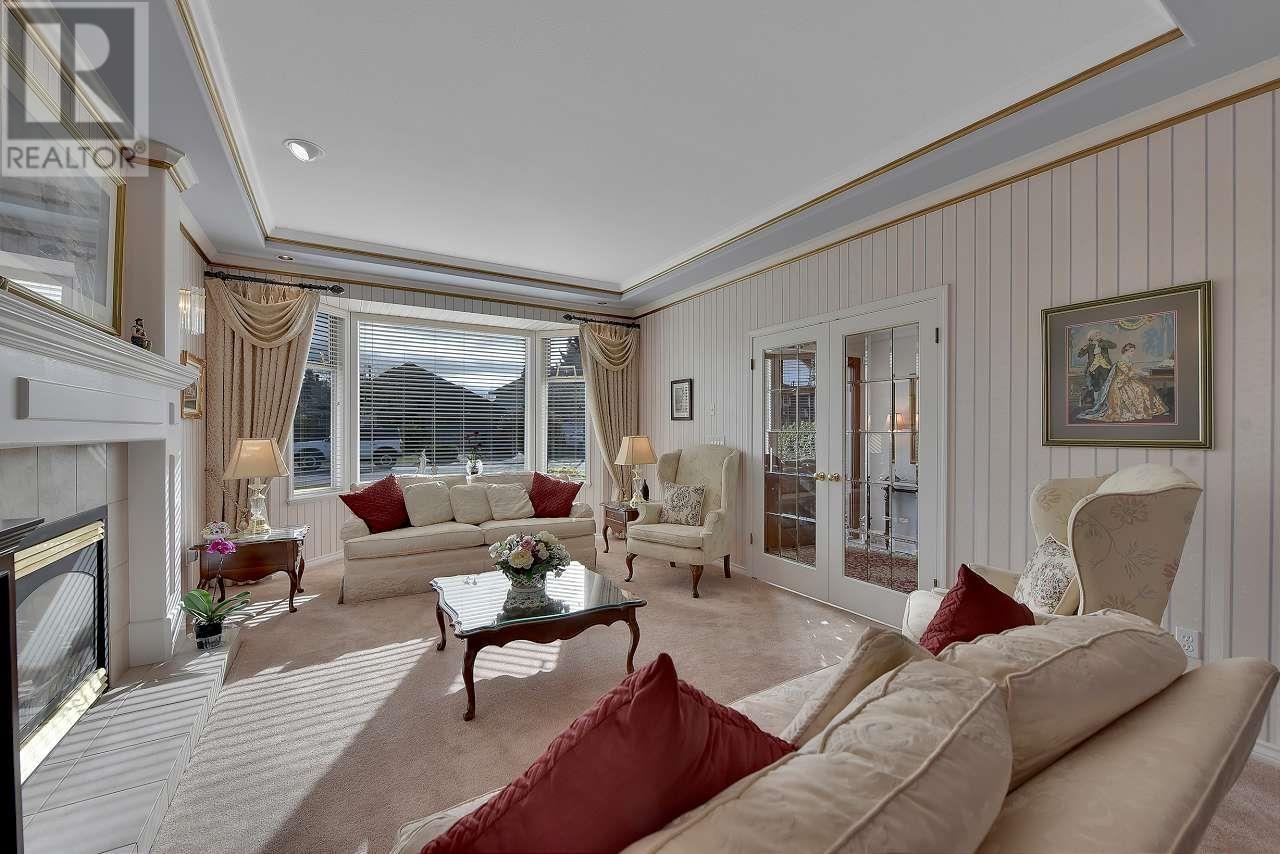 Property at 1803 GOLF CLUB DRIVE image 4