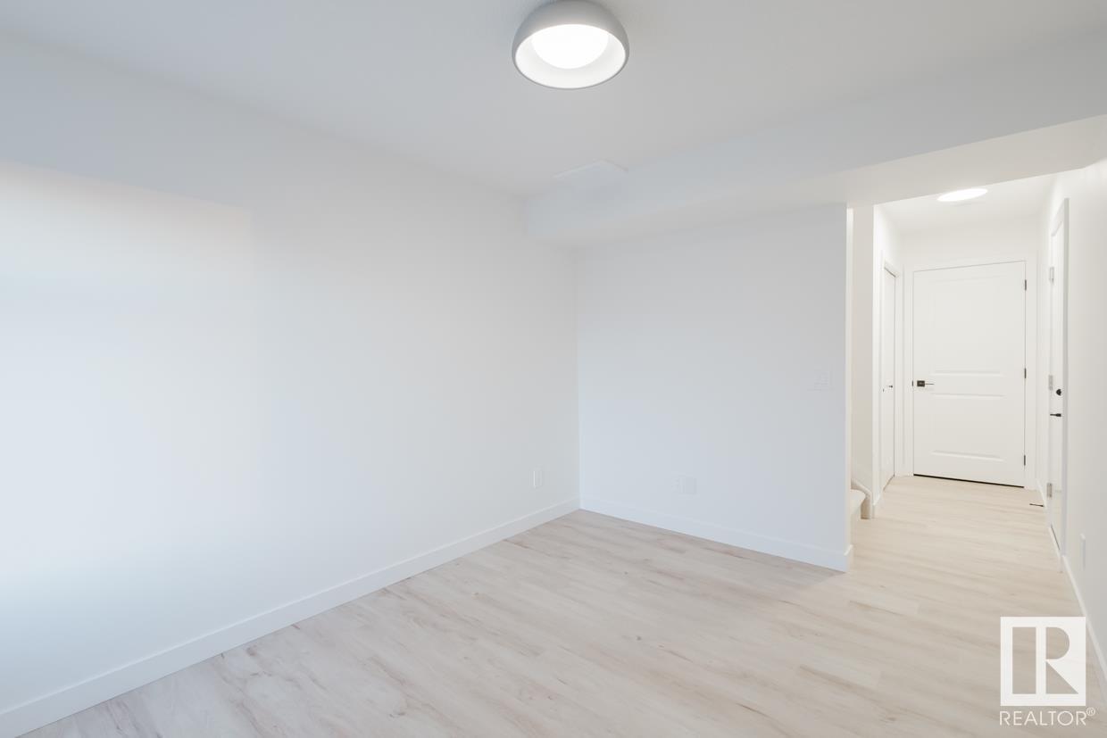 Property at #49 1010 MILLBOURNE RD NW image 3