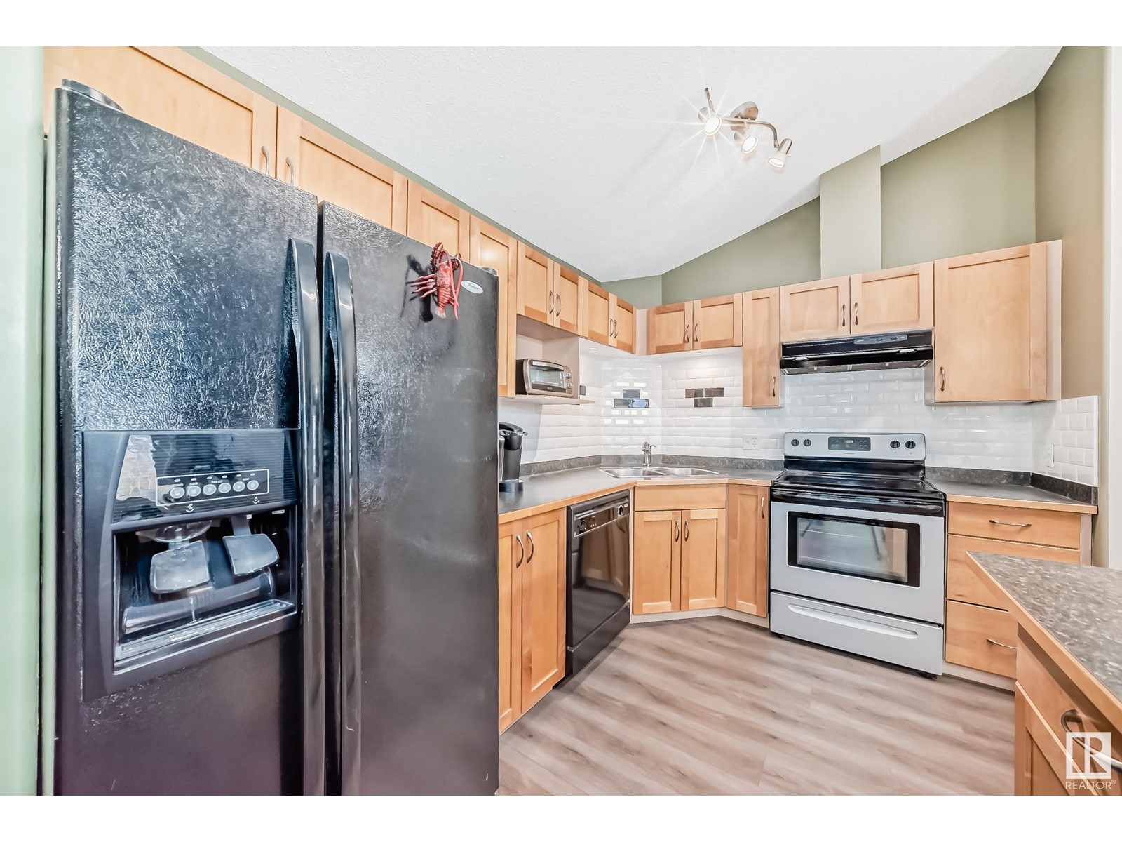 Property at #403 5340 199 ST NW image 5
