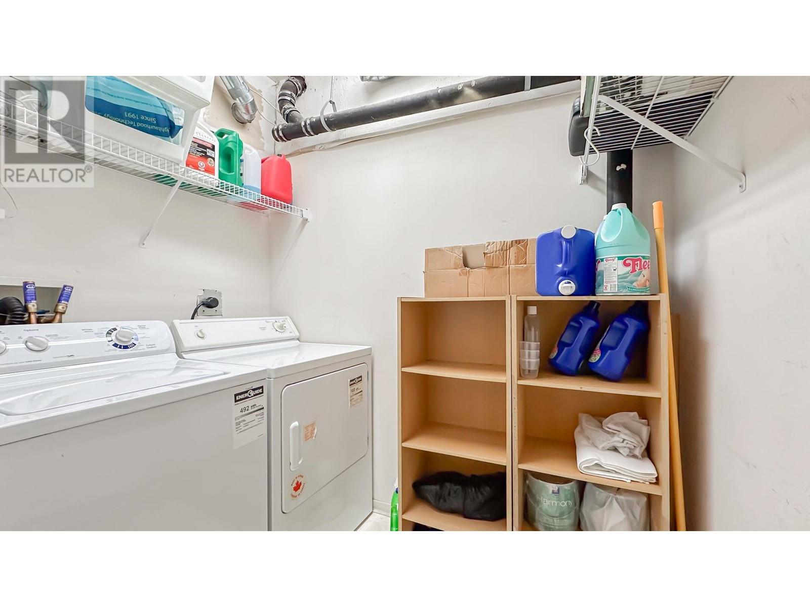 Listing Picture 27 of 33 : 2 7170 ANTRIM AVENUE, Burnaby / 本拿比 - 魯藝地產 Yvonne Lu Group - MLS Medallion Club Member