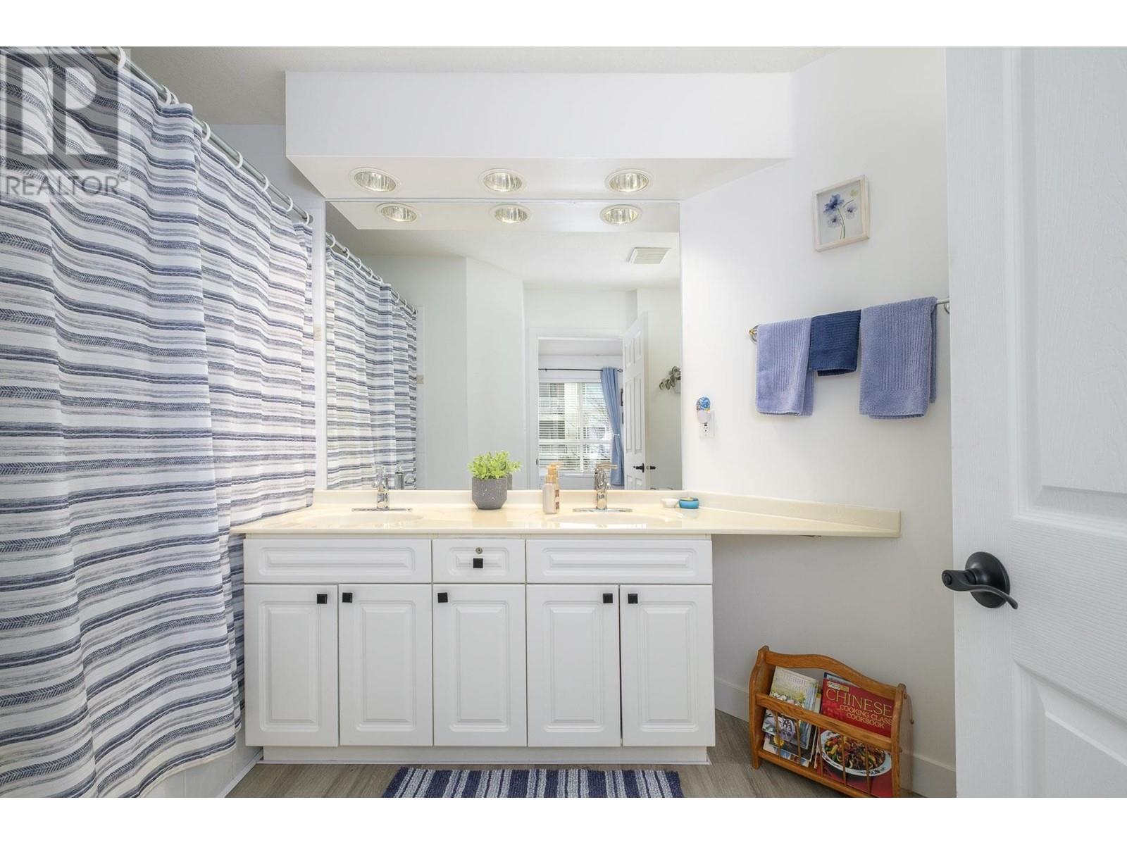 208 3098 Guildford Way, Coquitlam, British Columbia  V3B 7W8 - Photo 16 - R2970025