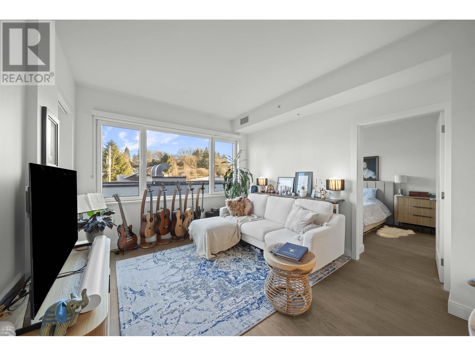 303 4932 Cambie Street, Vancouver, British Columbia  V5Z 0K1 - Photo 3 - R2970038