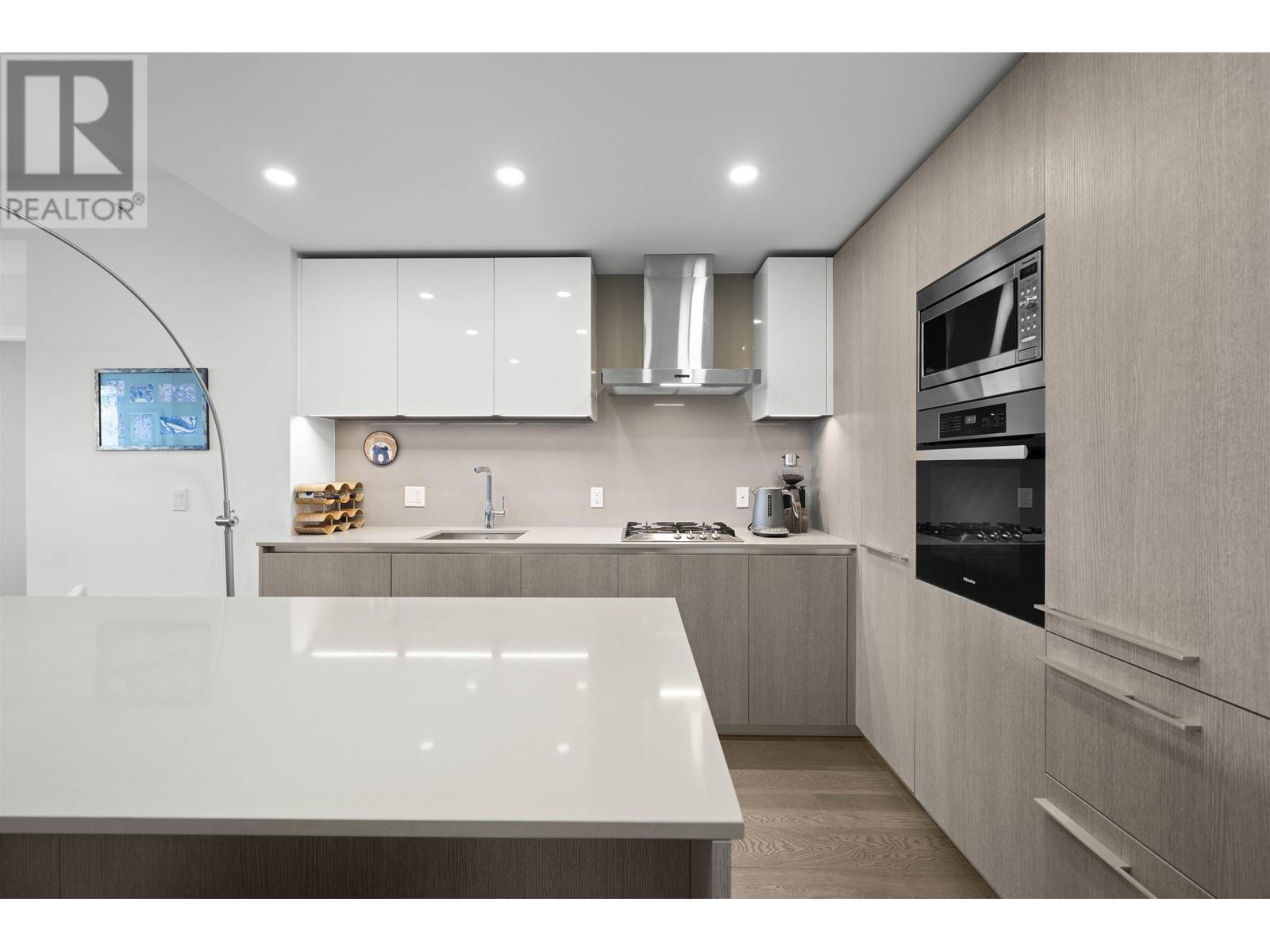 303 4932 Cambie Street, Vancouver, British Columbia  V5Z 0K1 - Photo 6 - R2970038