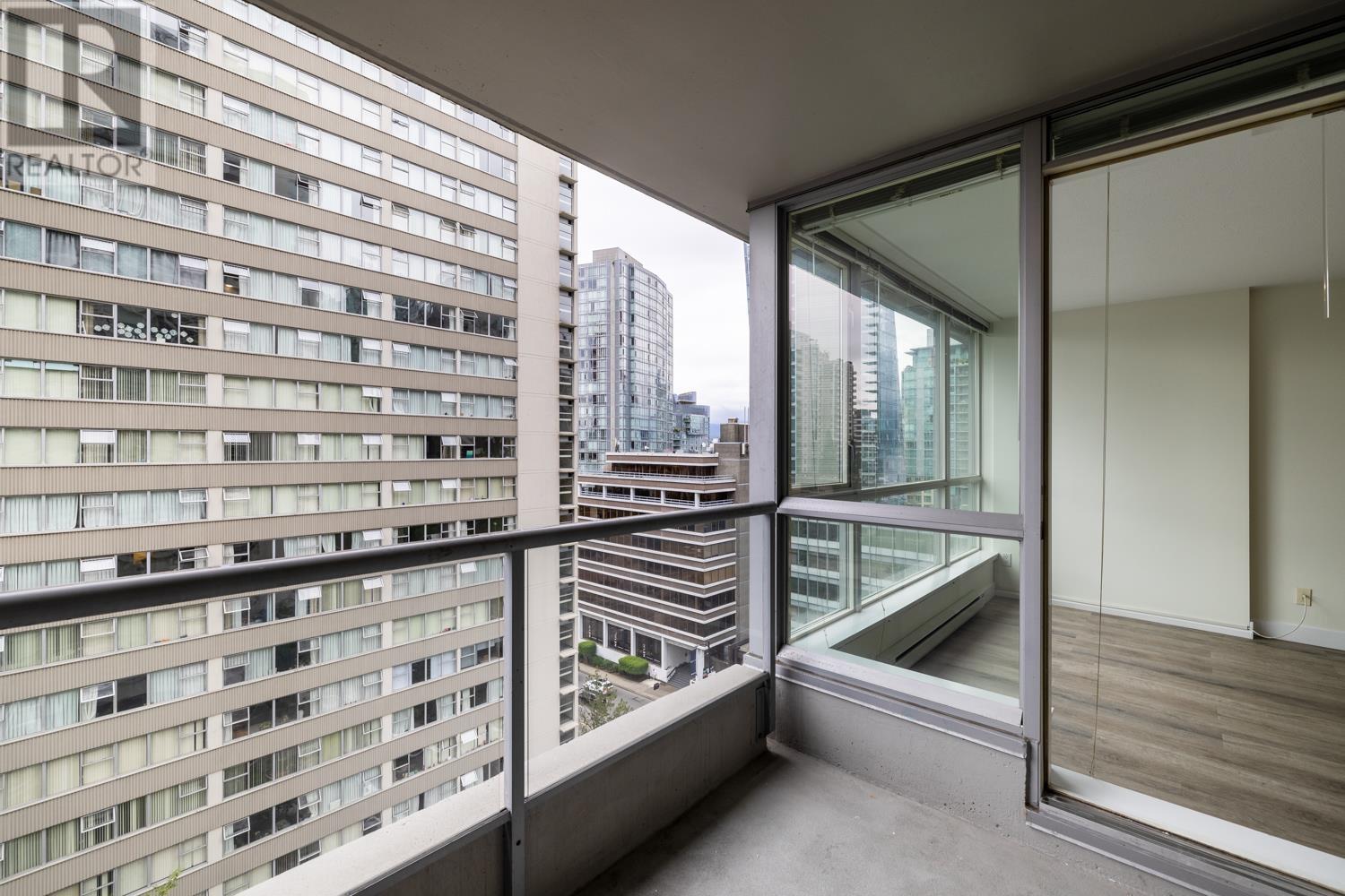 1005 1420 W Georgia Street, Vancouver, British Columbia  V6G 3K4 - Photo 10 - R2970045