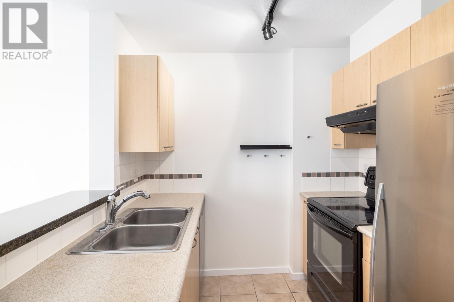 1005 1420 W Georgia Street, Vancouver, British Columbia  V6G 3K4 - Photo 3 - R2970045