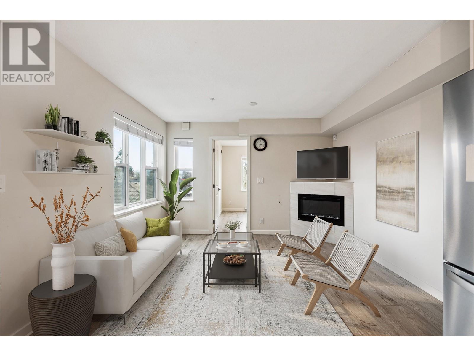 304 7908 15TH AVENUE, Burnaby