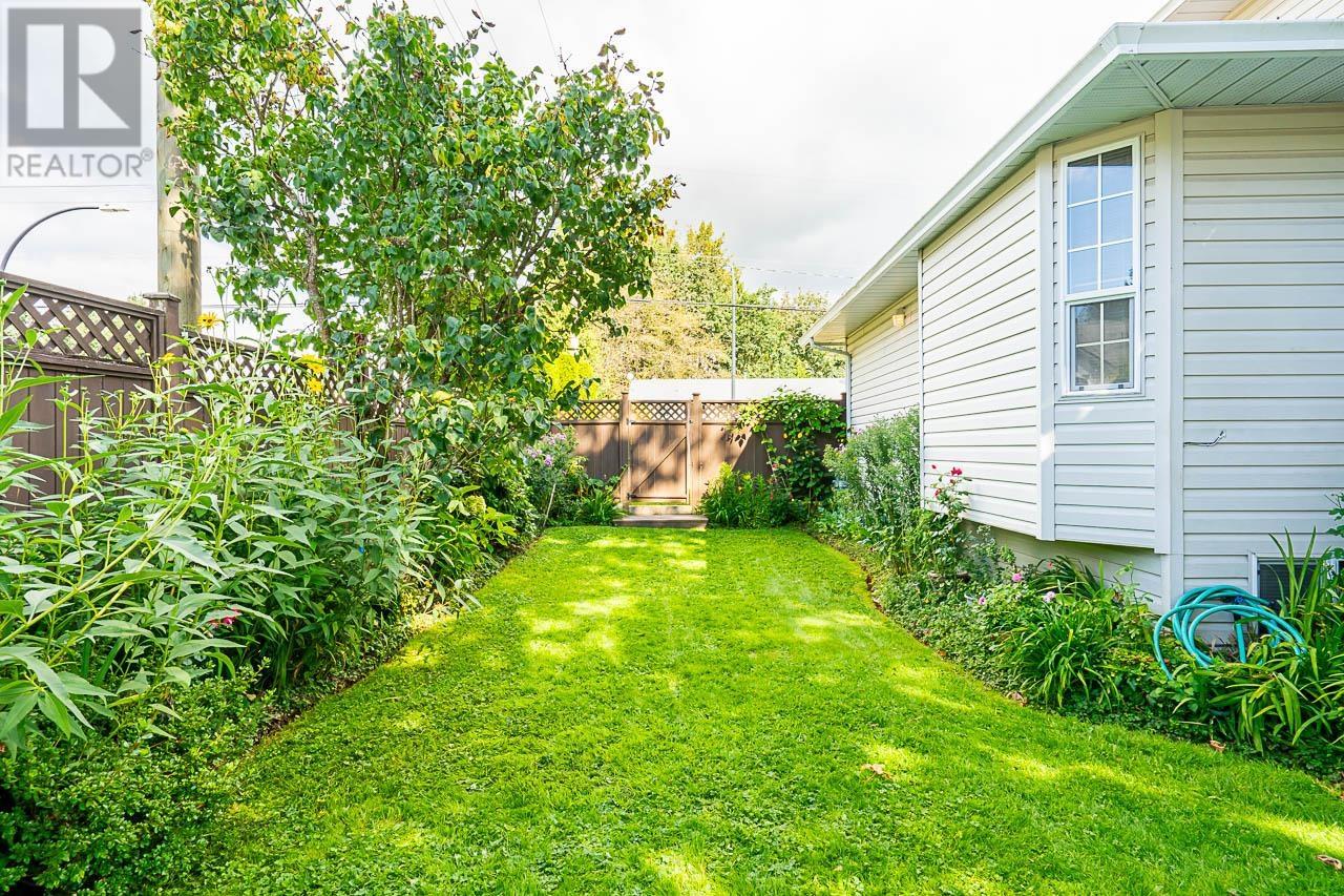 22102 122 Avenue, Maple Ridge, British Columbia  V2X 3X6 - Photo 35 - R2970078
