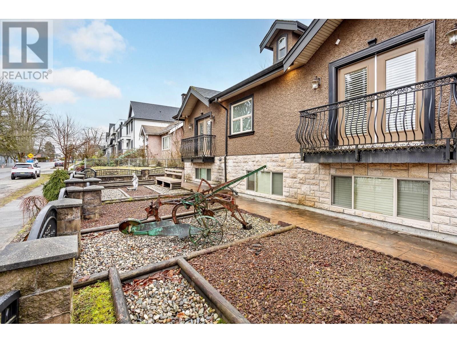 2701 St George Street, Port Moody, British Columbia  V3H 2H1 - Photo 21 - R2970094