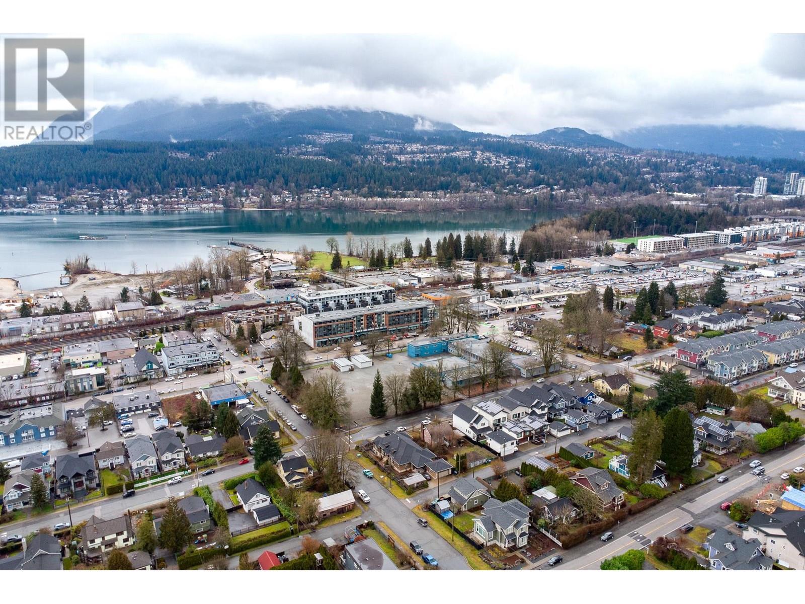 2701 St George Street, Port Moody, British Columbia  V3H 2H1 - Photo 28 - R2970094