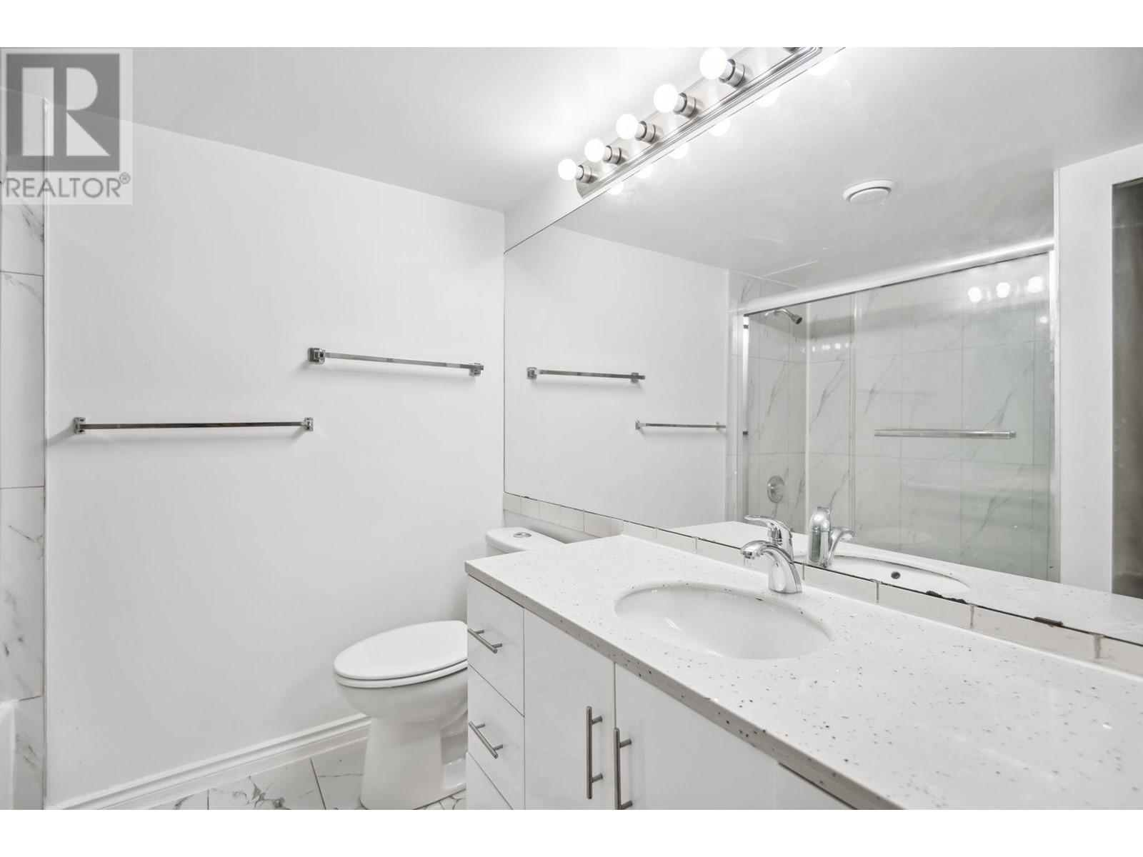 Listing Picture 17 of 26 : 202 7411 MINORU BOULEVARD, Richmond / 烈治文 - 魯藝地產 Yvonne Lu Group - MLS Medallion Club Member