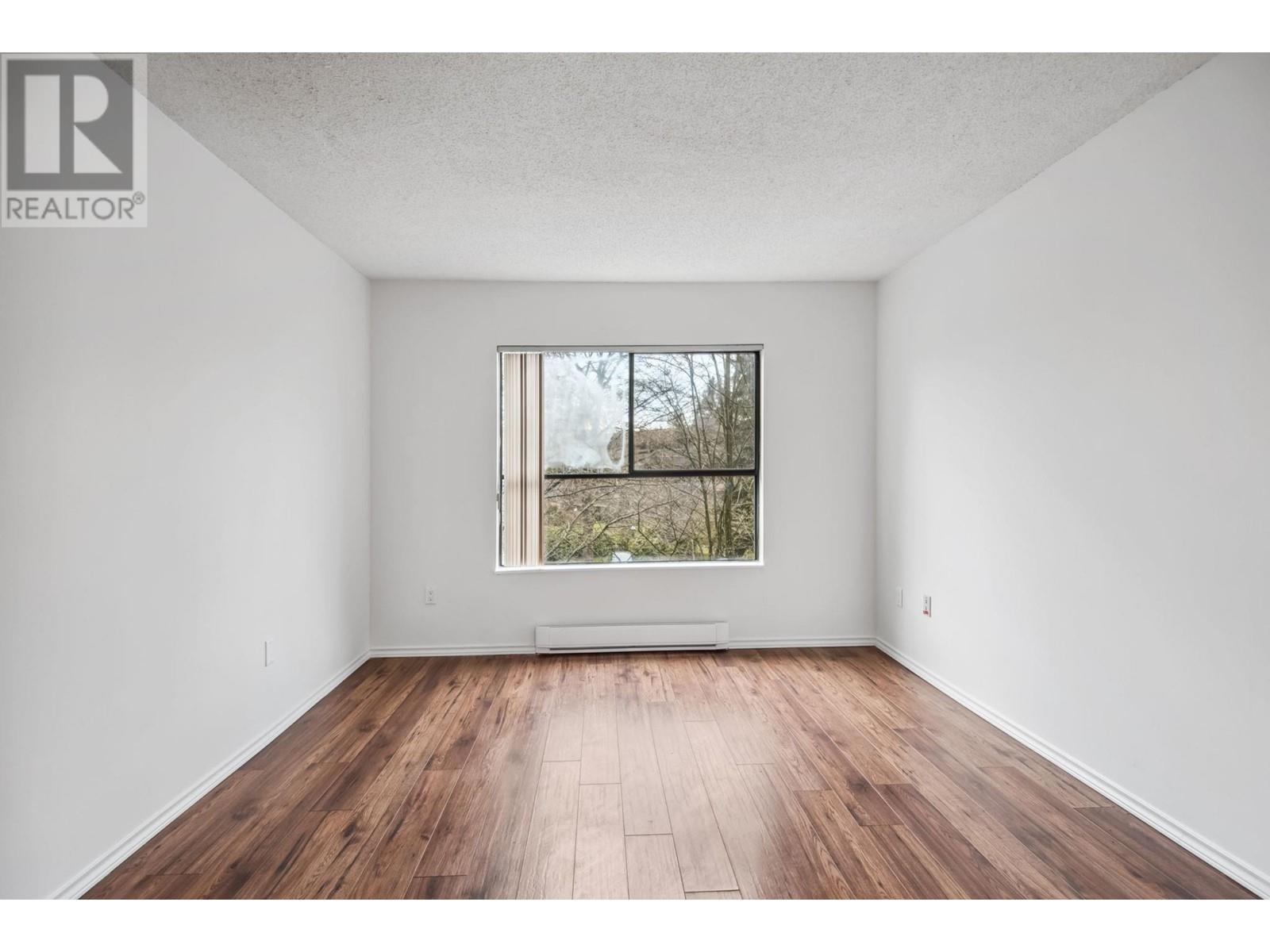 Listing Picture 19 of 26 : 202 7411 MINORU BOULEVARD, Richmond / 烈治文 - 魯藝地產 Yvonne Lu Group - MLS Medallion Club Member