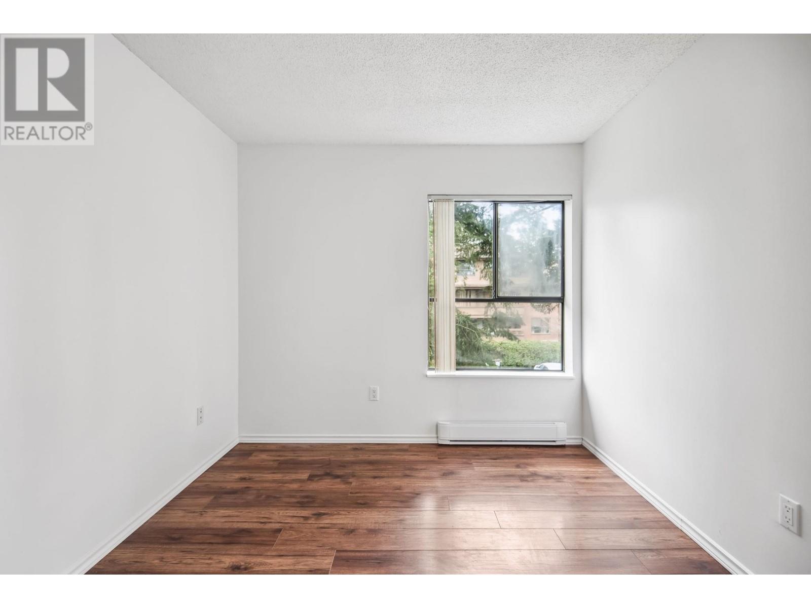 Listing Picture 15 of 26 : 202 7411 MINORU BOULEVARD, Richmond / 烈治文 - 魯藝地產 Yvonne Lu Group - MLS Medallion Club Member