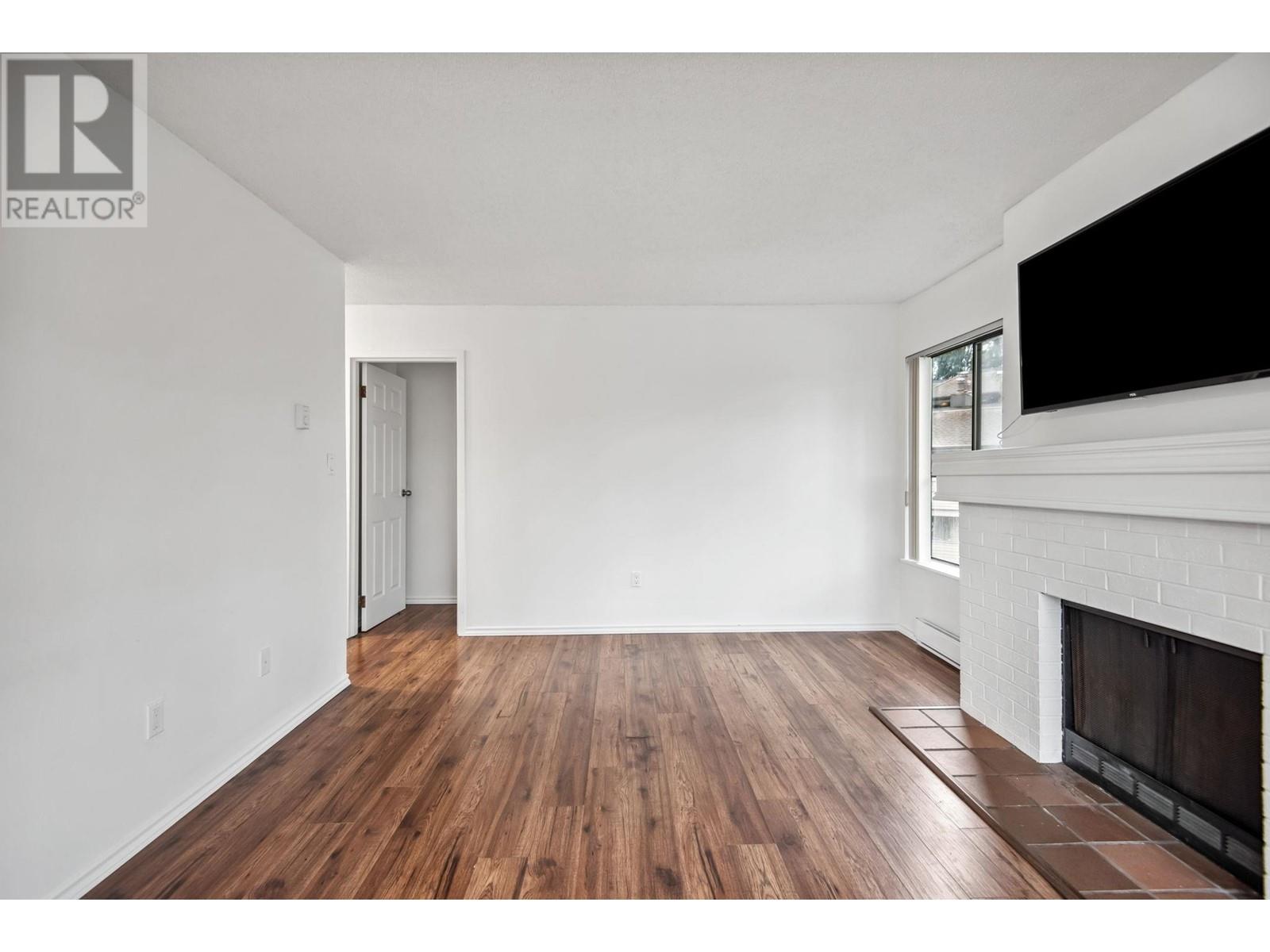 Listing Picture 7 of 26 : 202 7411 MINORU BOULEVARD, Richmond / 烈治文 - 魯藝地產 Yvonne Lu Group - MLS Medallion Club Member