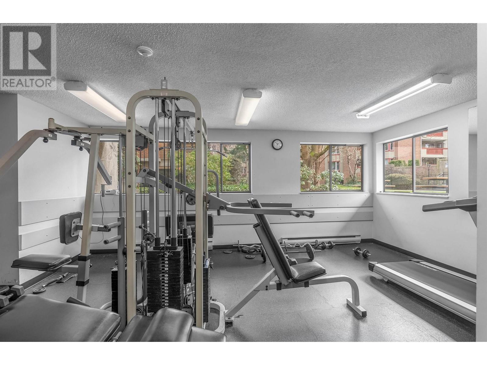 Listing Picture 25 of 26 : 202 7411 MINORU BOULEVARD, Richmond / 烈治文 - 魯藝地產 Yvonne Lu Group - MLS Medallion Club Member