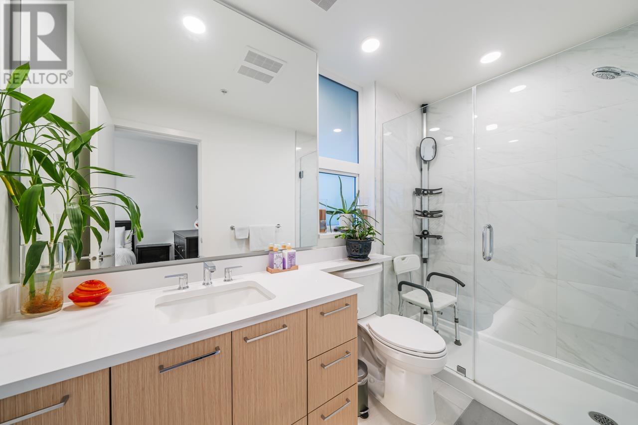 121 7588 16th Street, Burnaby, British Columbia  V3N 0H8 - Photo 10 - R2969972