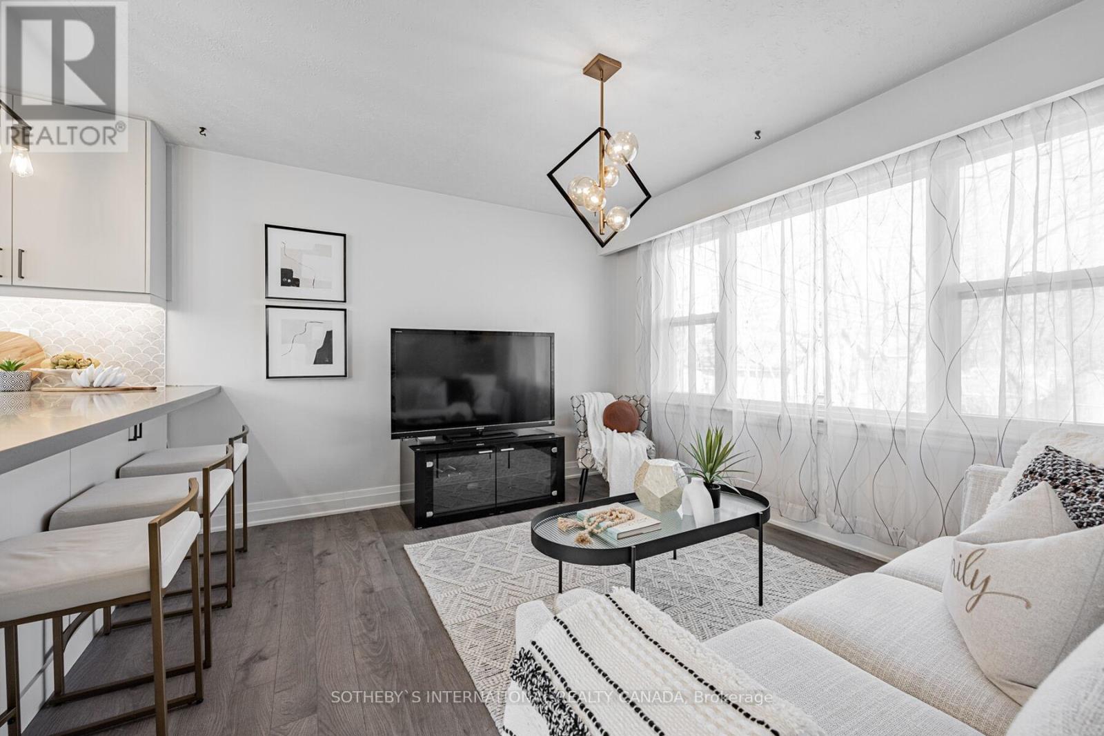 Property at 4075A LAWRENCE AVENUE E image 4