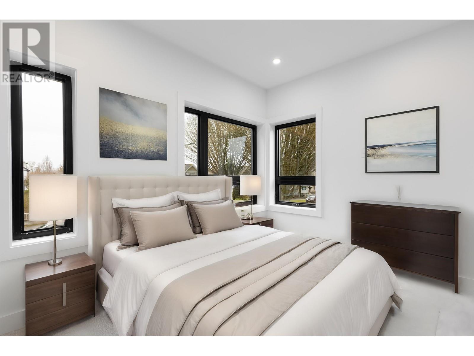 2632 Ward Street, Vancouver, British Columbia  V5R 4S6 - Photo 8 - R2970132