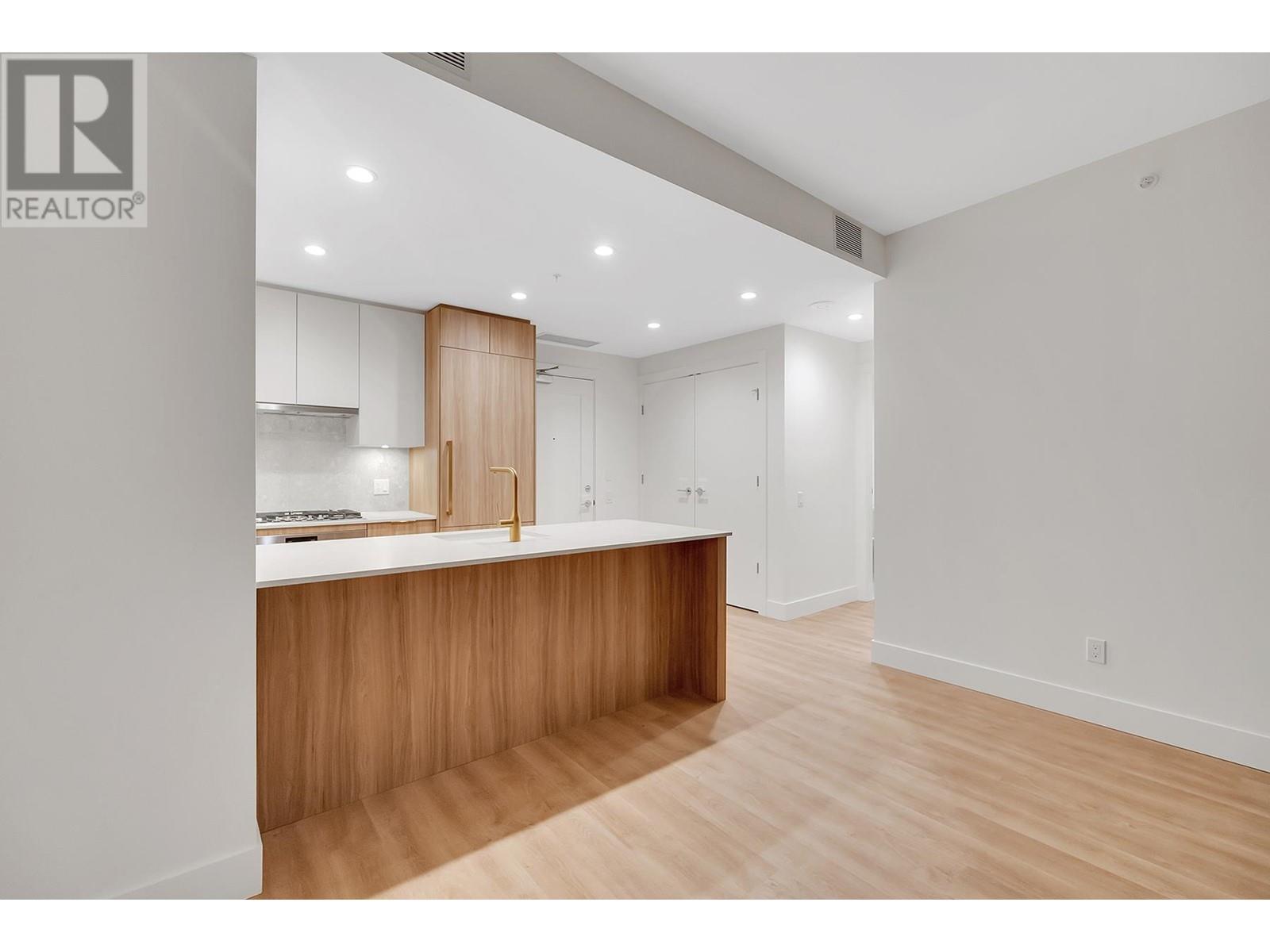209 2375 Emery Court, North Vancouver, British Columbia  V7J 0E9 - Photo 10 - R2970117