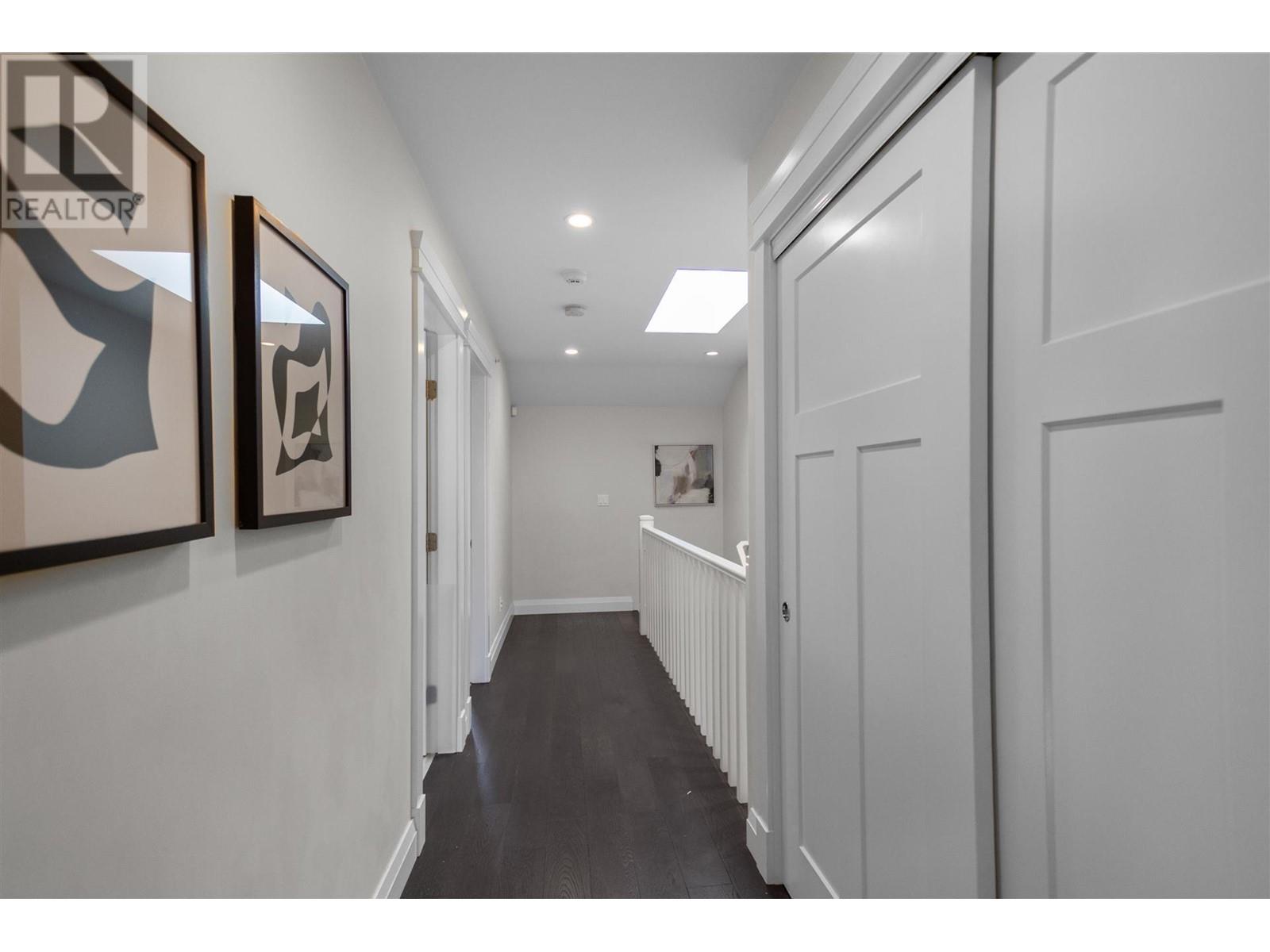 Listing Picture 19 of 25 : 3345 COLLINGWOOD STREET, Vancouver / 溫哥華 - 魯藝地產 Yvonne Lu Group - MLS Medallion Club Member