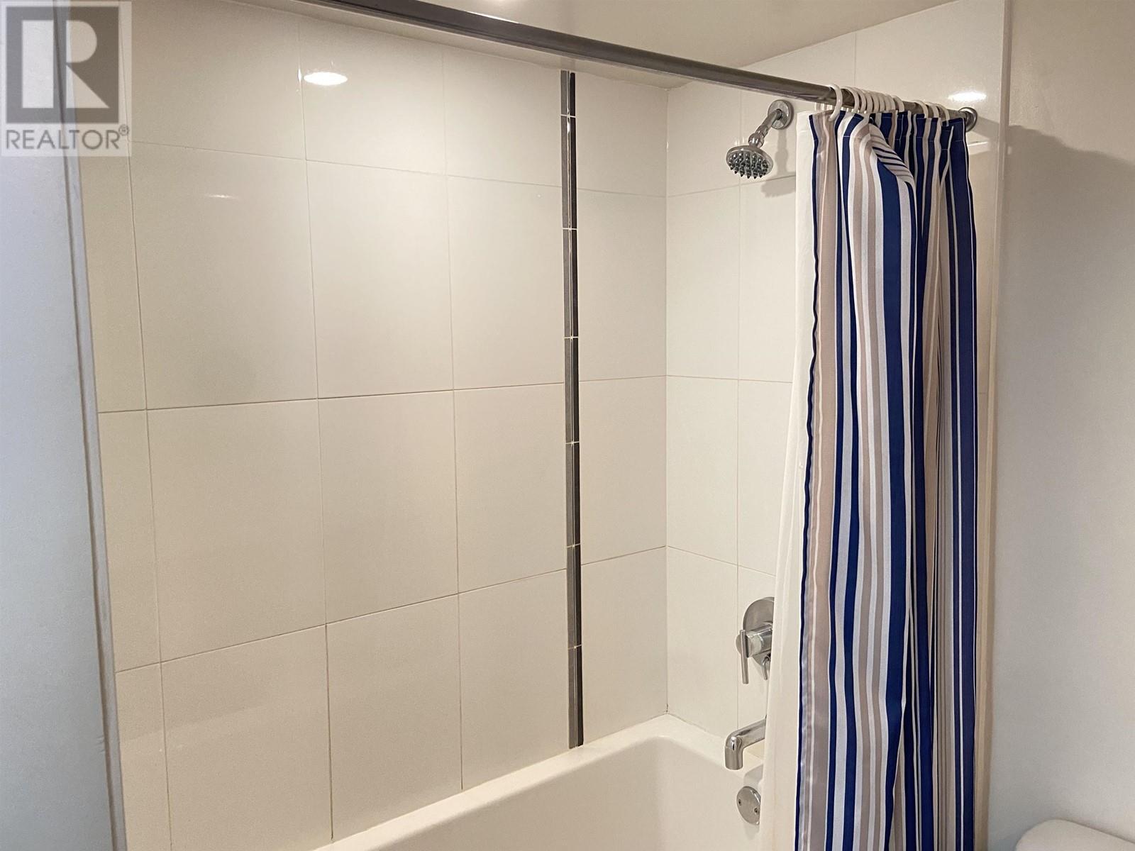 Listing Picture 20 of 28 : 1503 1068 W BROADWAY, Vancouver / 溫哥華 - 魯藝地產 Yvonne Lu Group - MLS Medallion Club Member