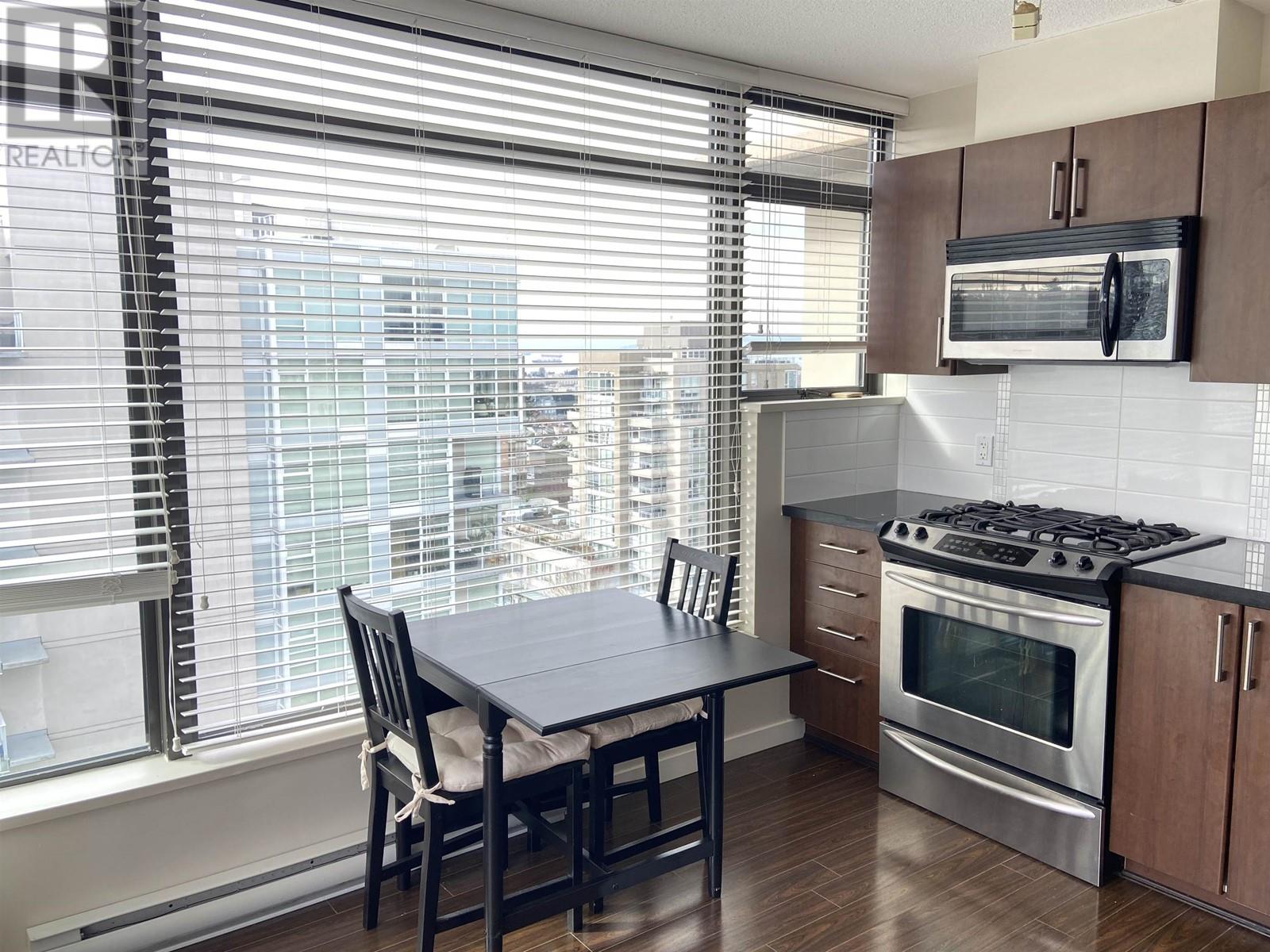 Listing Picture 7 of 28 : 1503 1068 W BROADWAY, Vancouver / 溫哥華 - 魯藝地產 Yvonne Lu Group - MLS Medallion Club Member