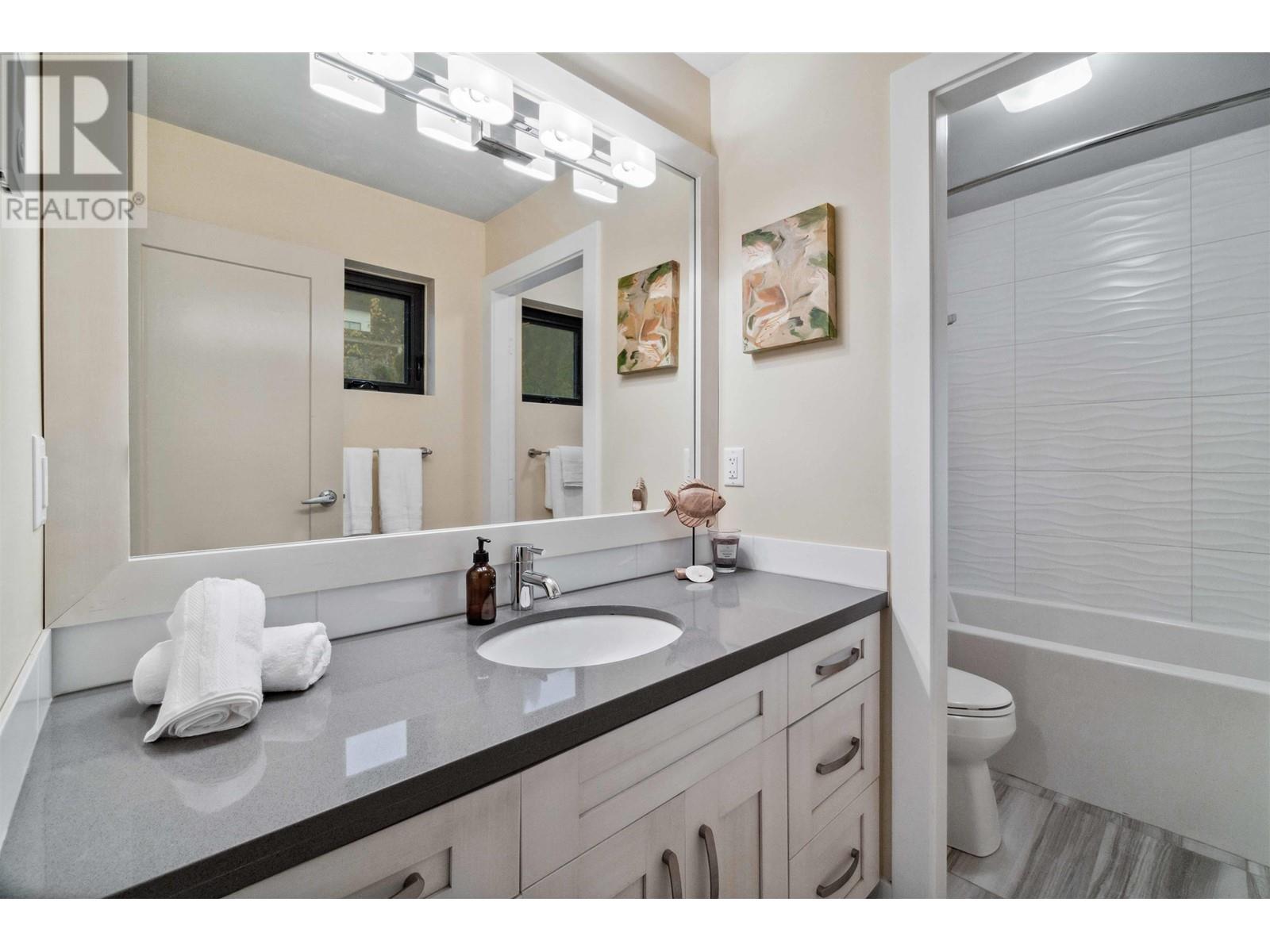 1027 Ioco Road, Port Moody, British Columbia  V3H 2W9 - Photo 30 - R2970162