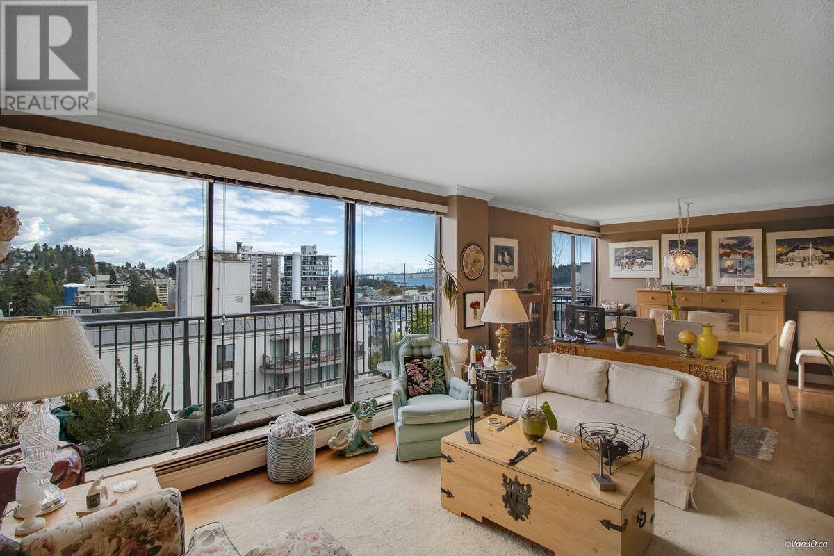 Property at 903 1745 ESQUIMALT AVENUE image 4