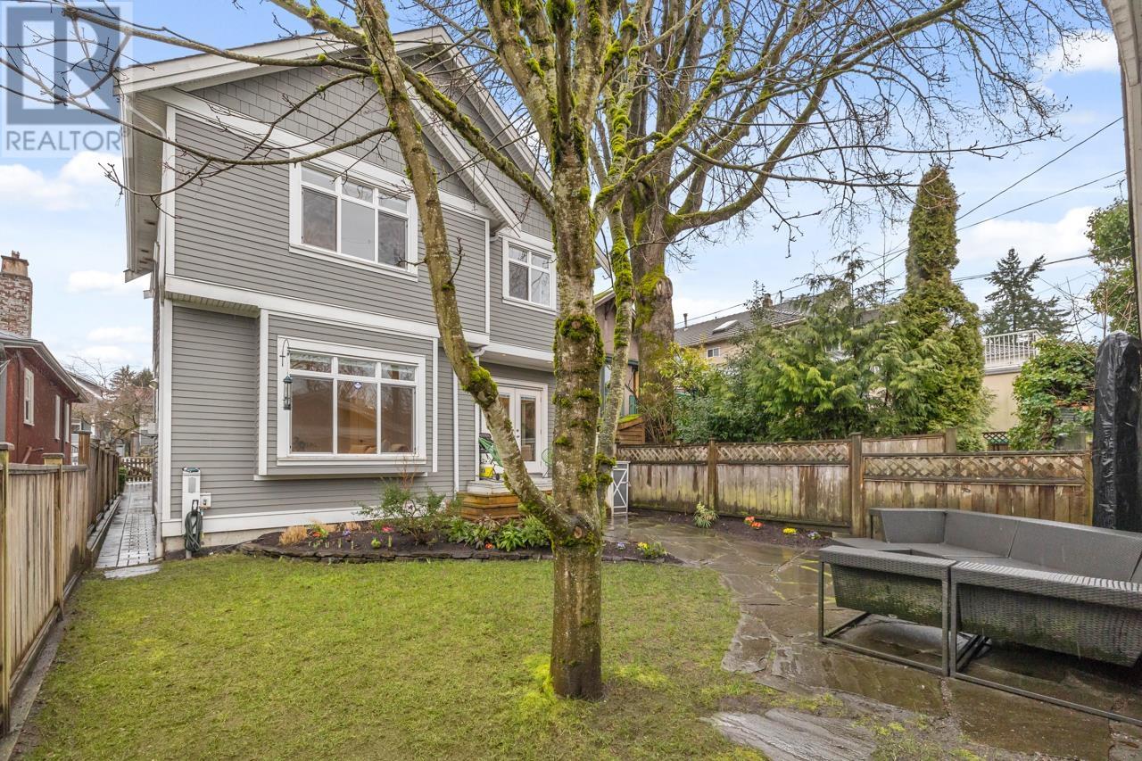 Listing Picture 24 of 27 : 3757 LANARK STREET, Vancouver / 溫哥華 - 魯藝地產 Yvonne Lu Group - MLS Medallion Club Member