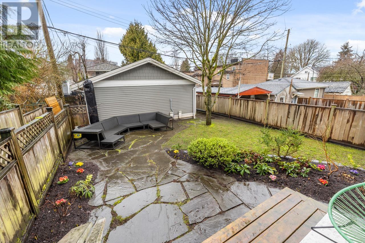 Listing Picture 21 of 27 : 3757 LANARK STREET, Vancouver / 溫哥華 - 魯藝地產 Yvonne Lu Group - MLS Medallion Club Member