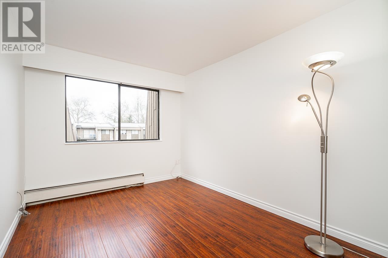 Listing Picture 9 of 21 : 235 9101 HORNE STREET, Burnaby / 本拿比 - 魯藝地產 Yvonne Lu Group - MLS Medallion Club Member