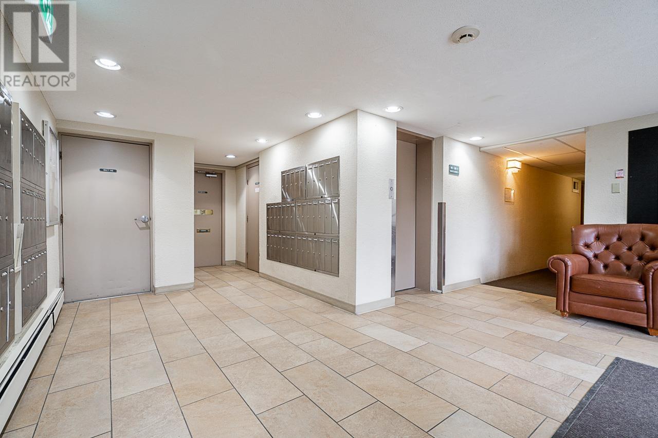 Listing Picture 20 of 21 : 235 9101 HORNE STREET, Burnaby / 本拿比 - 魯藝地產 Yvonne Lu Group - MLS Medallion Club Member