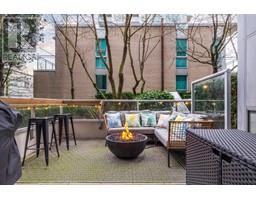 301 168 E Esplanade, North Vancouver, Ca