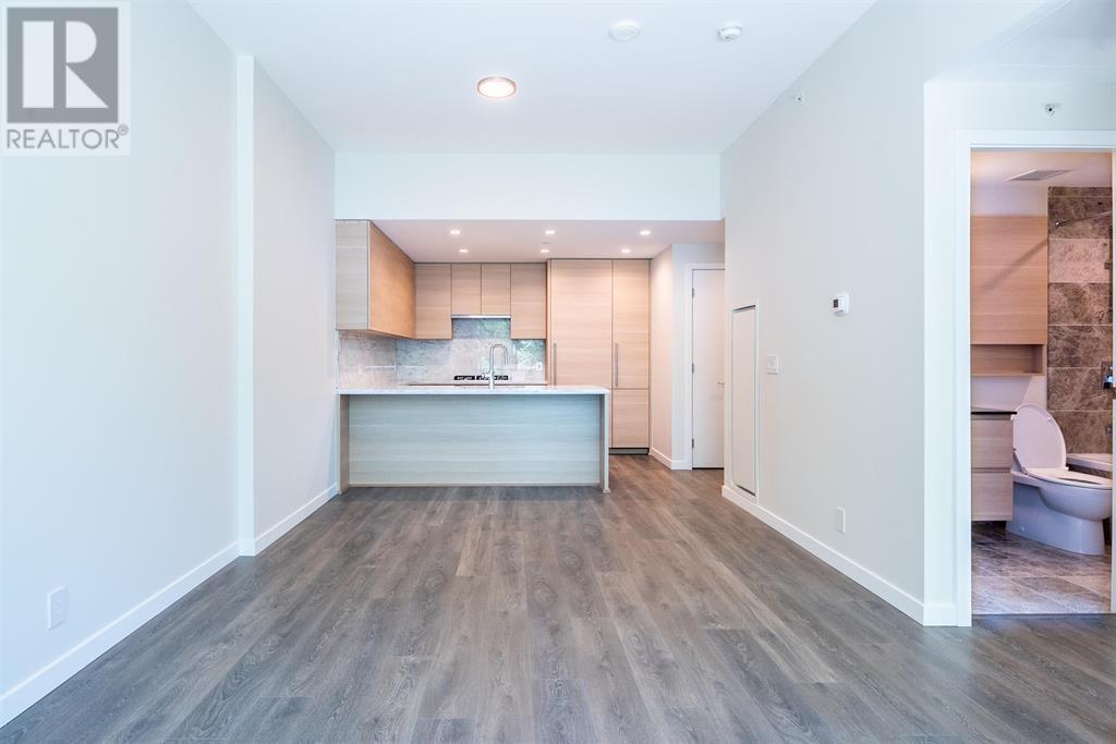 203 308 Morrissey Road, Port Moody, British Columbia  V3H 0M2 - Photo 4 - R2970160