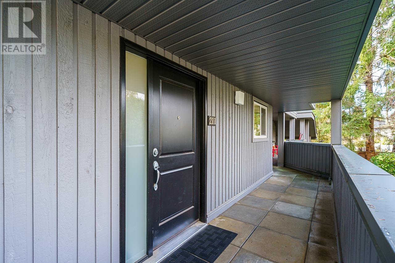 Listing Picture 14 of 30 : 211 2893 W 41ST STREET, Vancouver / 溫哥華 - 魯藝地產 Yvonne Lu Group - MLS Medallion Club Member