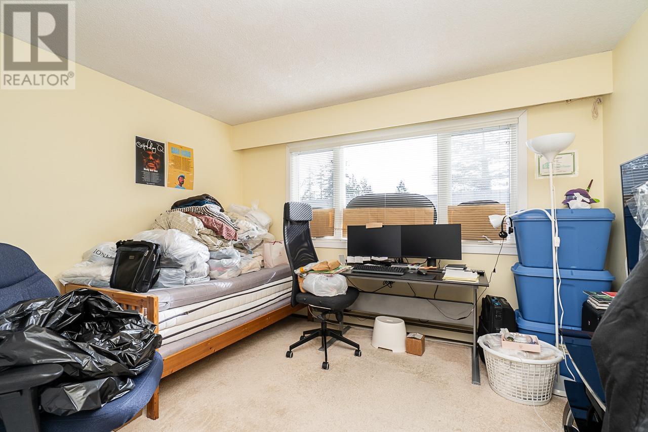 Listing Picture 24 of 30 : 211 2893 W 41ST STREET, Vancouver / 溫哥華 - 魯藝地產 Yvonne Lu Group - MLS Medallion Club Member