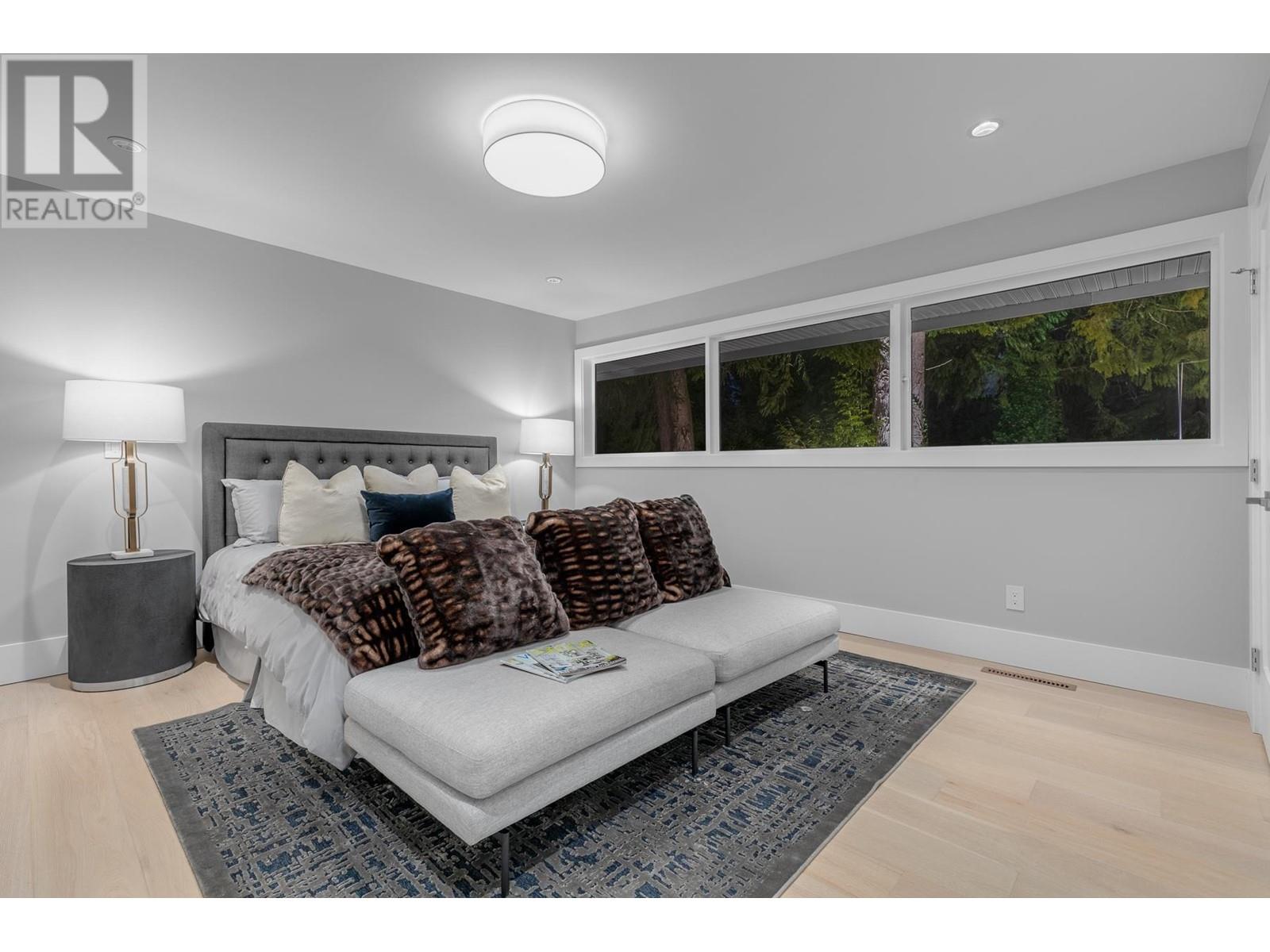 368 St. James Crescent, West Vancouver, British Columbia  V7S 1J8 - Photo 9 - R2970170