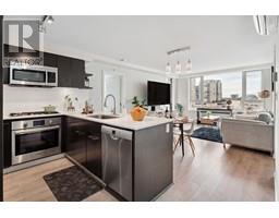 901 7888 ACKROYD ROAD, Richmond, British Columbia