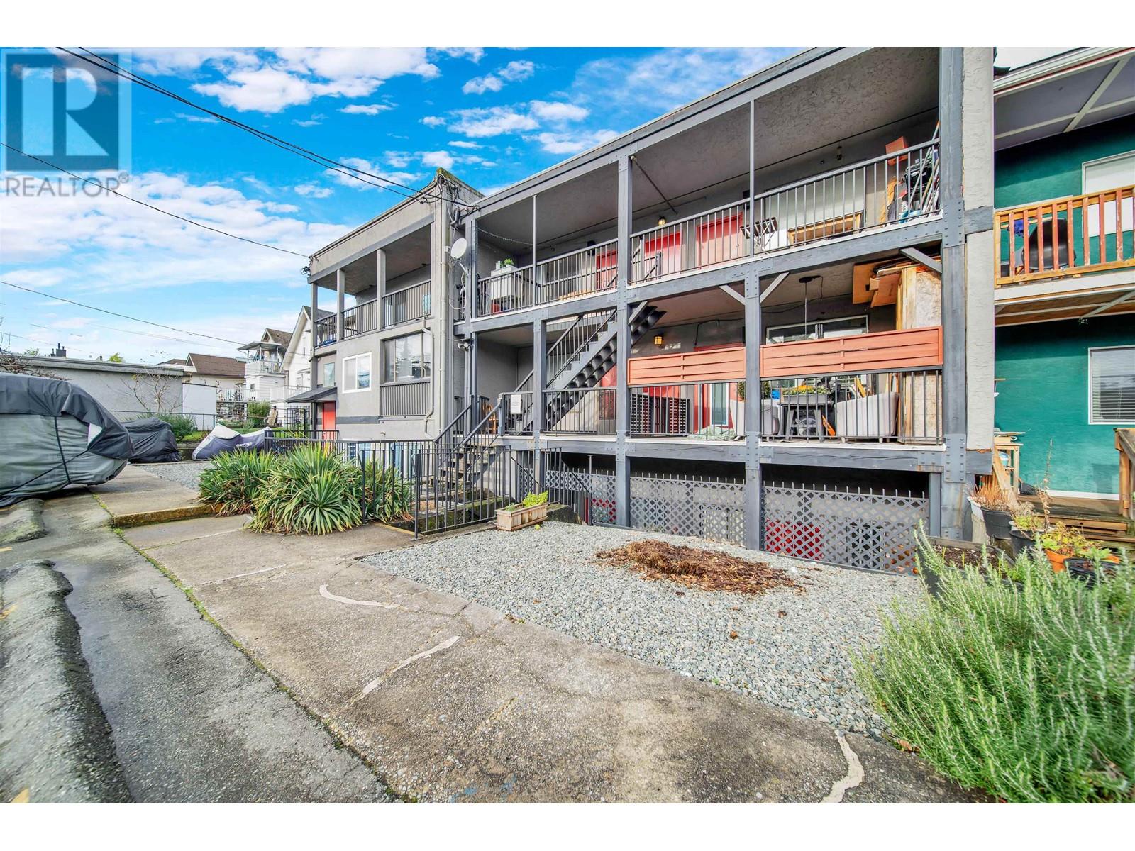 Listing Picture 23 of 24 : 2 862 E BROADWAY, Vancouver / 溫哥華 - 魯藝地產 Yvonne Lu Group - MLS Medallion Club Member