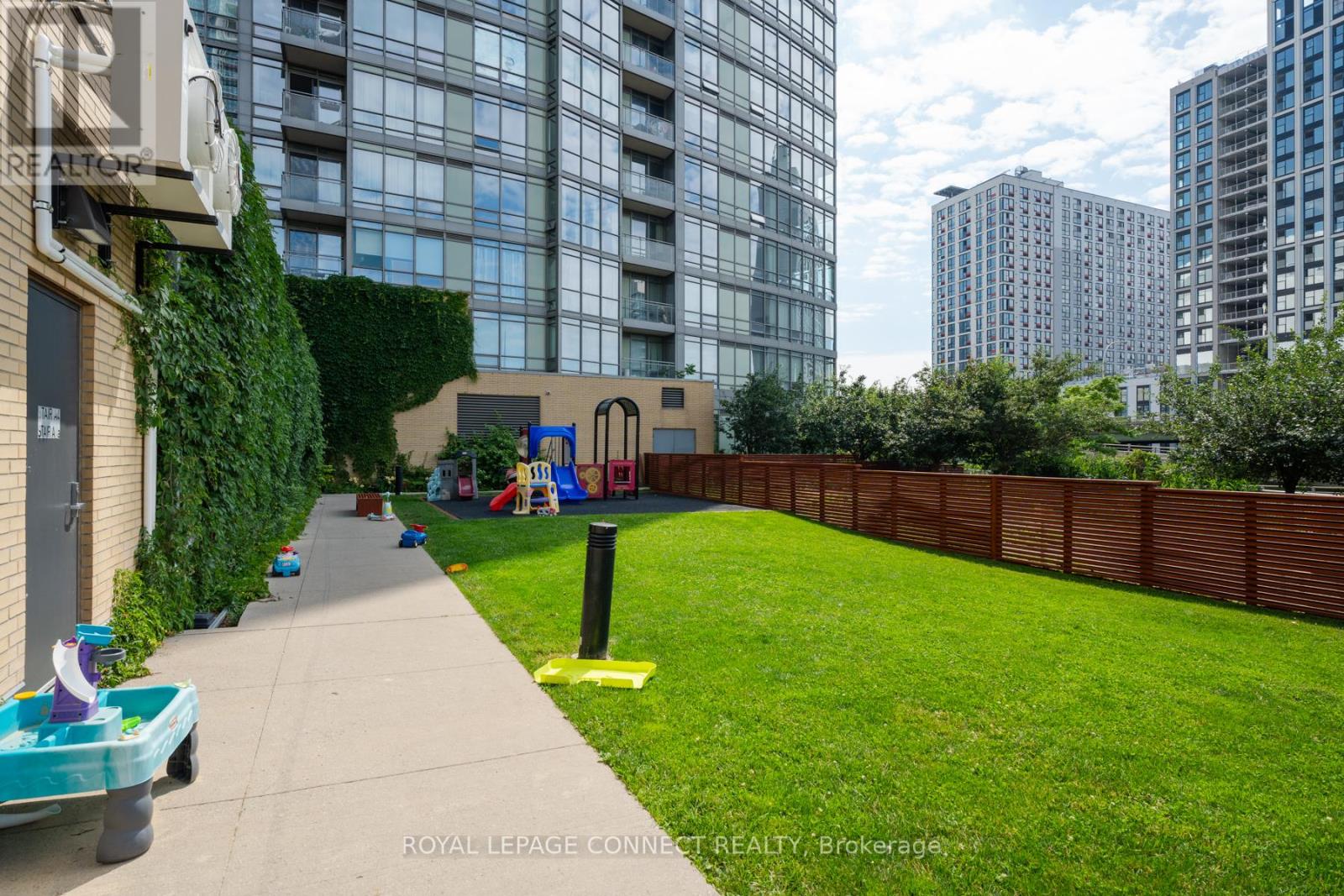 901-Unf - 5 Mariner Terrace, Toronto, Ontario  M5V 3V6 - Photo 38 - C11986520
