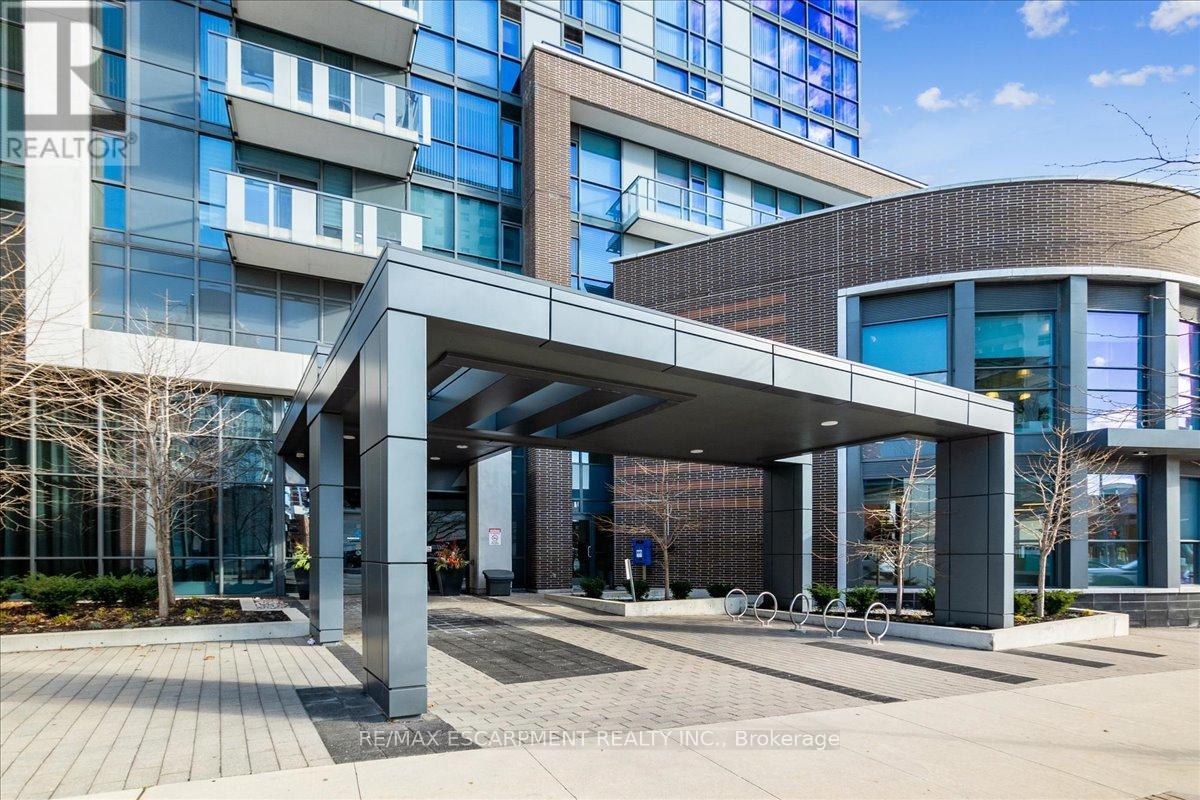 Property at 316 - 1 HURONTARIO STREET image 2