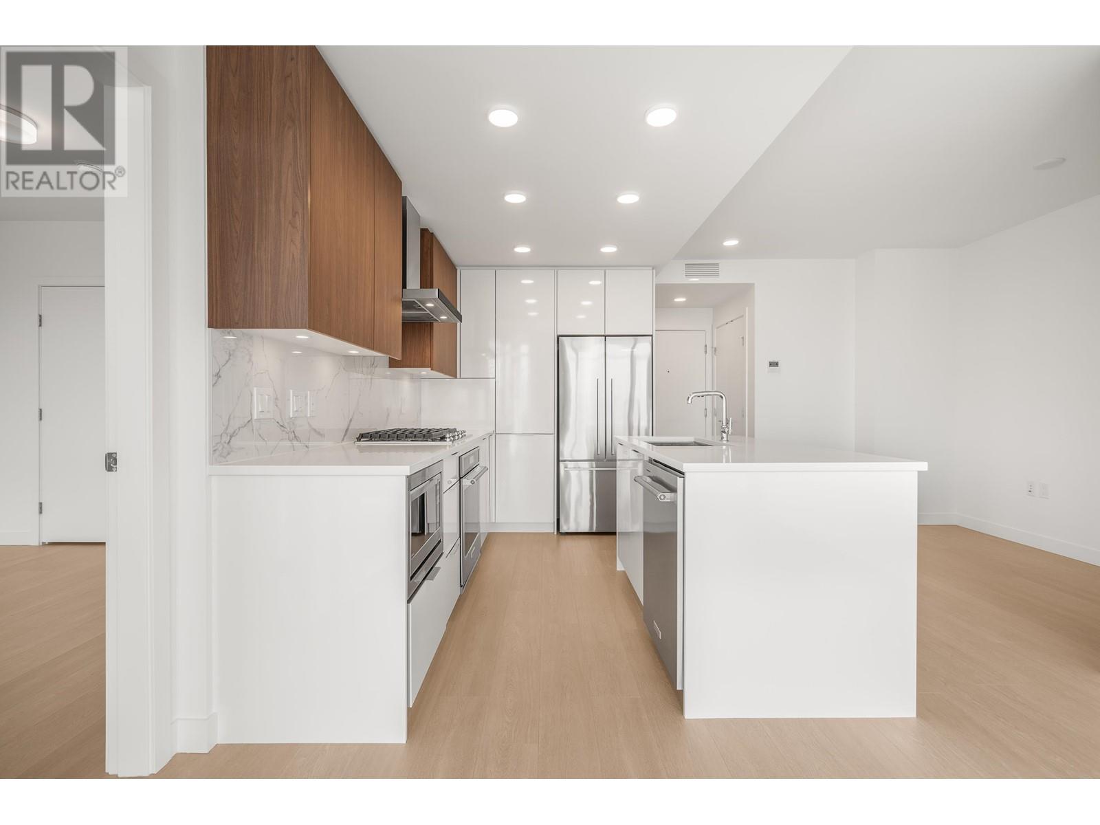 Listing Picture 6 of 31 : 1602 7683 PARK CRESCENT, Burnaby / 本拿比 - 魯藝地產 Yvonne Lu Group - MLS Medallion Club Member